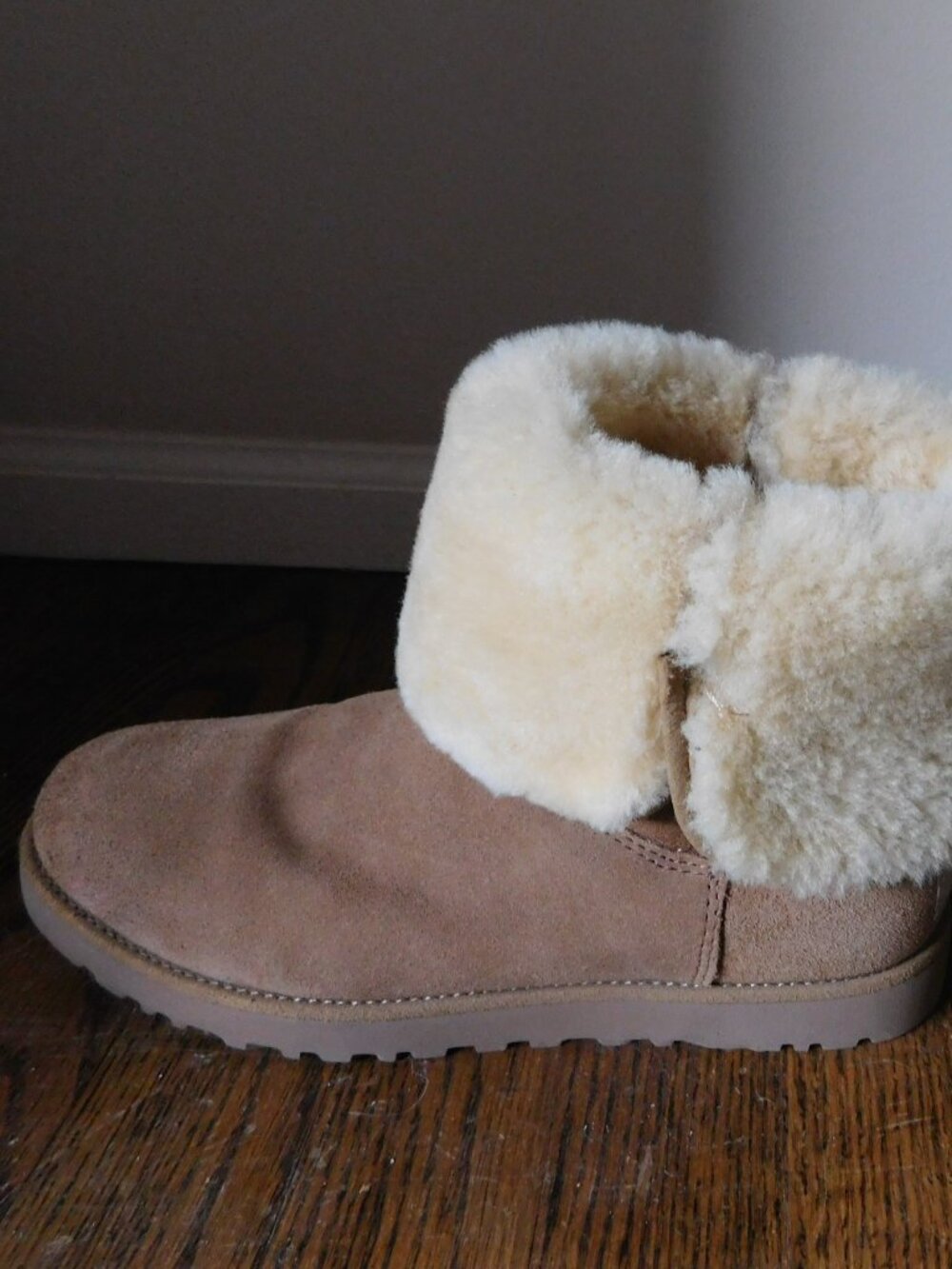 🧸 UGG Classic Tall Boots Womens 6.5 Chestnut Shearling Suede Winter Cozy - Picture 4 of 8